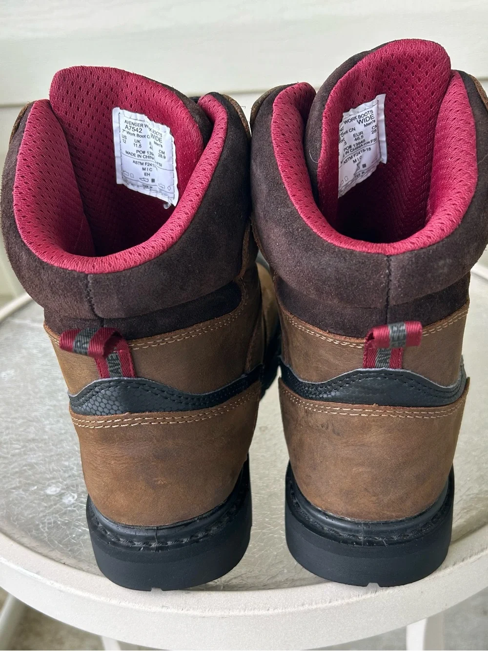 Avenger Brown Work Boots with Black 6 inch Composite Toe.
